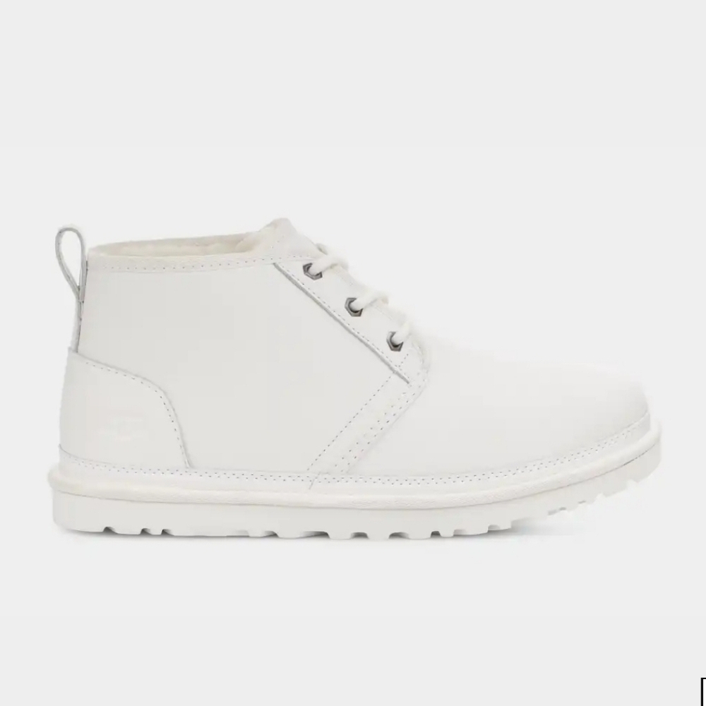 UGG, Neumel Leather, White, Size 5 (EU‎ 38), Brand New in Box!